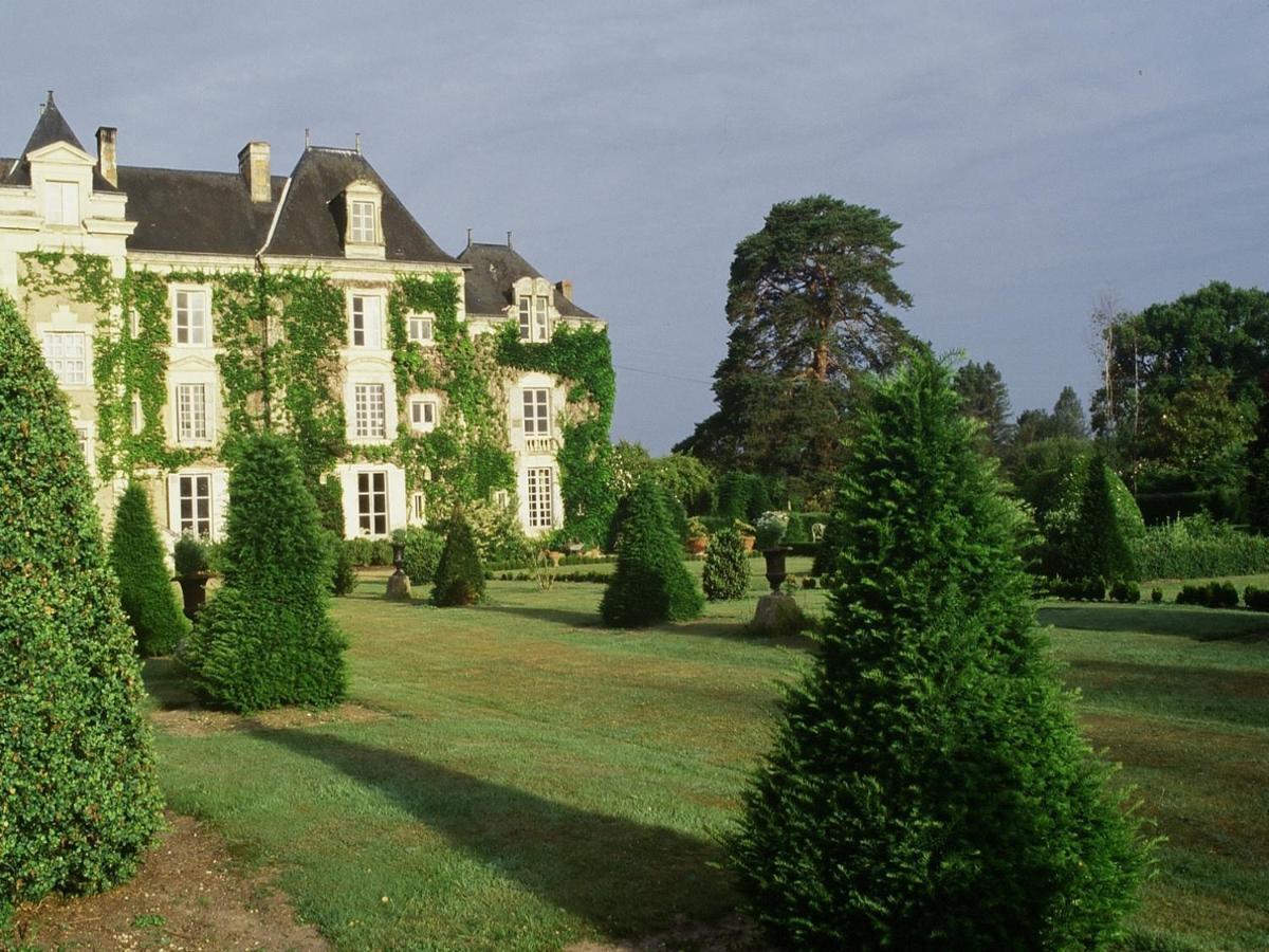 Château De Chambiers Durtal Exterior foto
